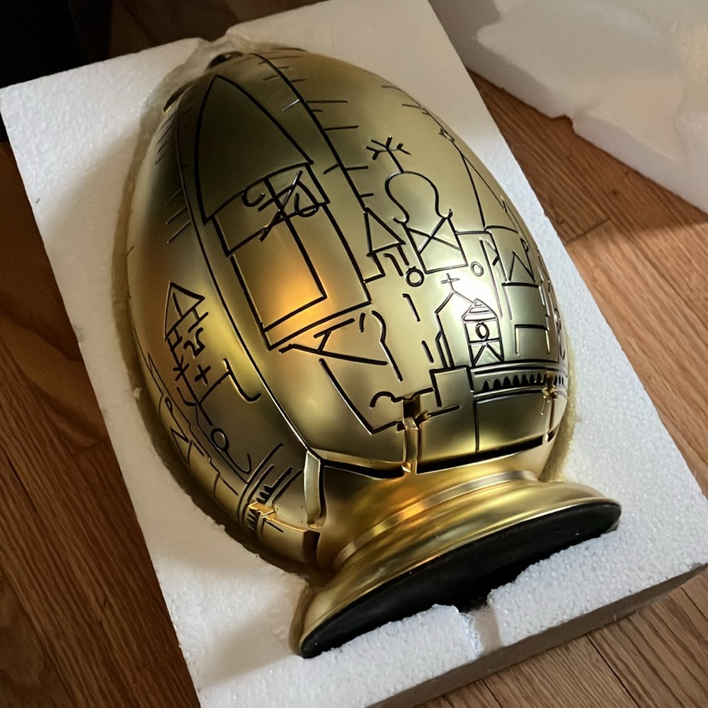 RARE Pottery barn Harry Potter triwizard golden egg Jewelry necklace holder NIB